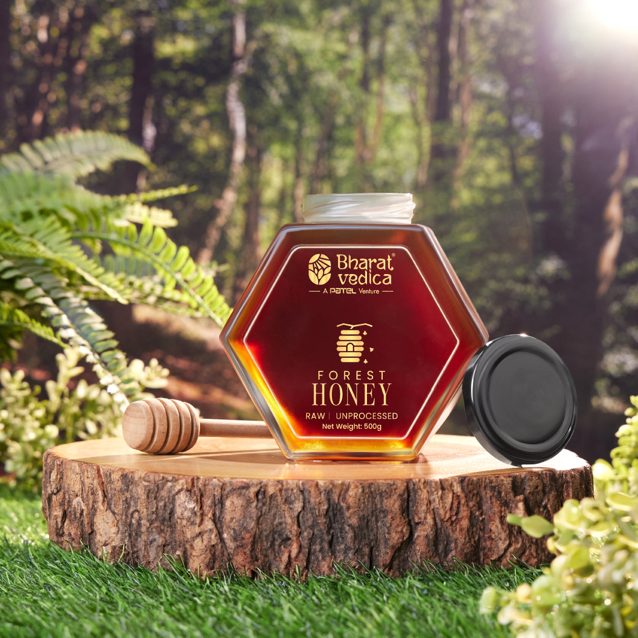 Forest honey natural product showcase image